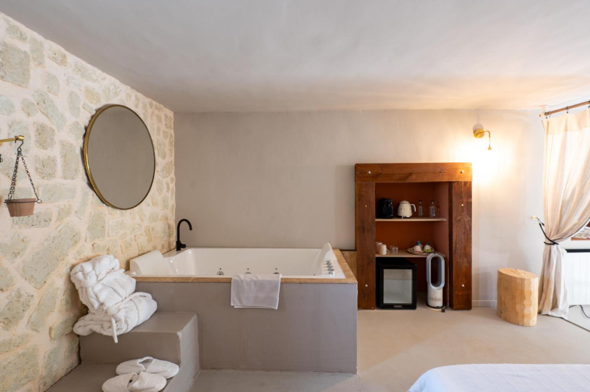 Mas Du Cimai Hotel Evenos Eksteriør billede